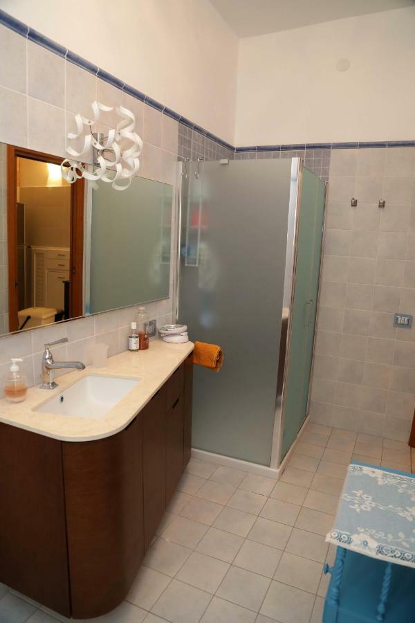 Luxury Apt Calasetta Exterior photo
