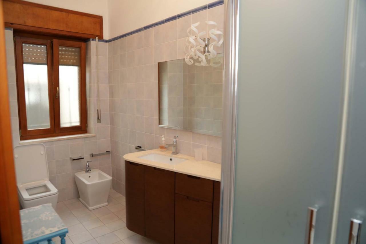 Luxury Apt Calasetta Exterior photo
