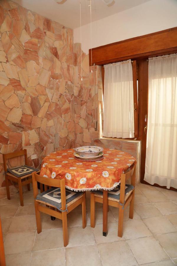 Luxury Apt Calasetta Exterior photo